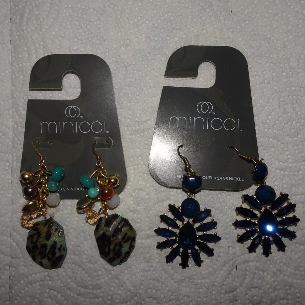 Lot (2) MInicci Dangle Pierced Earrings